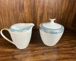 Noritake Ivory & Azure Creamer & Lidded Sugar Bowl