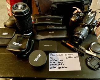 Nikon D5600 camera with extra lenses 2 filter kits with cases