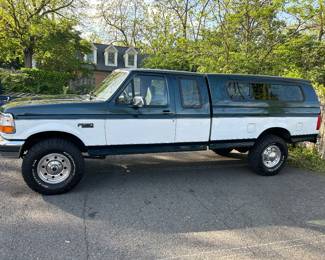 1997 Ford  F250 gas with 173 k mile  
