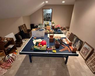 ping pong table, wall art, christmas decorations