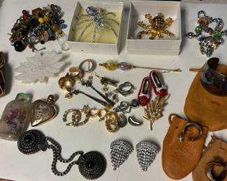 Silver and fashion jewelry