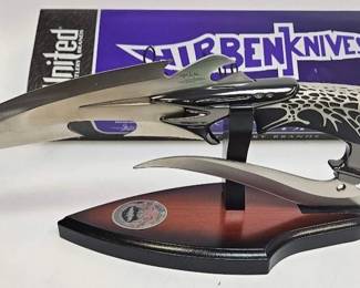 Gil Hibbons 2001 The Scorpion Knife with Stand
