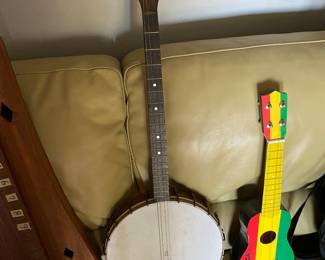 I brake for clawhammer style.