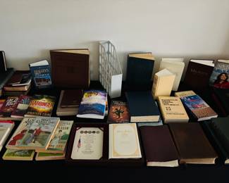 Remember the empty bookcase?