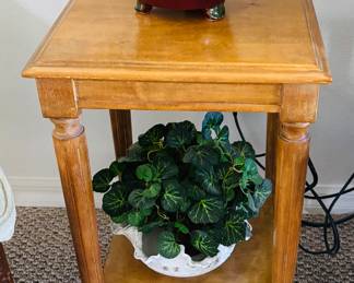 Plant stand.  I'm the one typing, so I get to name it.