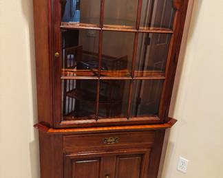 Corner unit.  Works best in a corner.