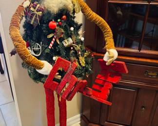 You want creepy.  Here you go.  Wait to you see him in person.