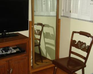 VINTAGE WOODEN FLOOR MIRROR, TV, STAND, DVD & CD PLAYER AND  DARLING VINTAGE STENCILED CHAIR IN GREAT CONDITION , 