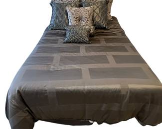 Queen headboard, footboard, mattress set