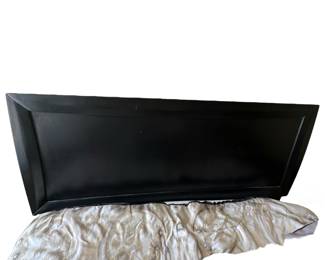 Queen headboard, footboard, mattress set