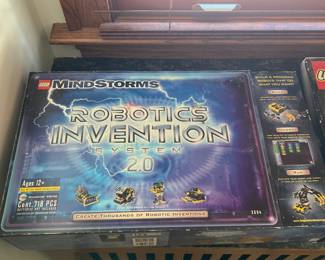 Lego Mindstorms robotics invention system