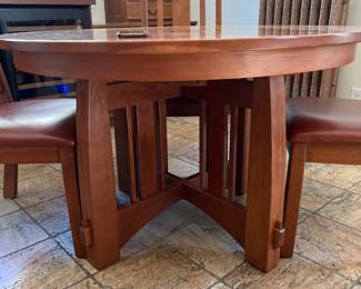 Amish Artesian Kitchen Table, $1,000