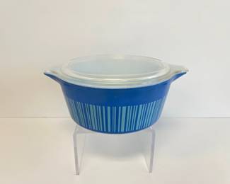 Lot 148 Vintage Blue Pyrex Casserole Dish w Lid