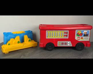 Lot 140 LEGO Duplo Fire Truck w pieces Legos