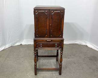 Lot 19 Vintage Heirloom Plate Silvermaid Silver Flatware Storage Cabinet