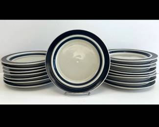 Lot 329 Anenome Blue by Arabia Finland Dinner Plates