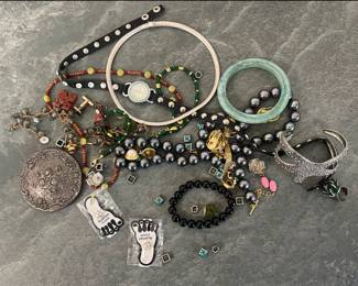 Lot 177 Costume Jewelry Lot