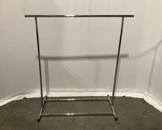 Lot 210 Metal Clothes Hanging Rack