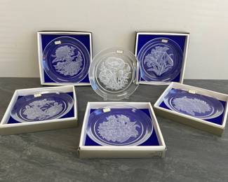 Lot 11 6 Vinardi Crystal Art Engraved Plates