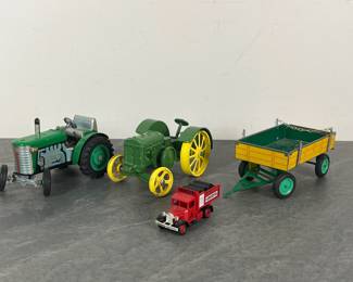 Lot 137 Days Gone By Model Toy Truck John Deere Metal Toy Tractors Cars
