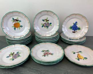 Lot 247 Gumps Italian Ceramic Fruit Themed Hand Painted Dinner Plates