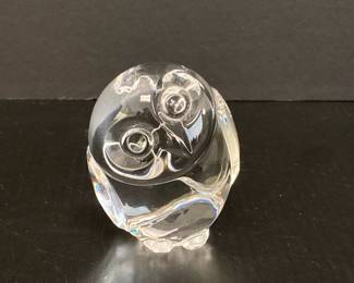 Lot 251 Signed Steuben Crystal Owl Art Glass Paperweight