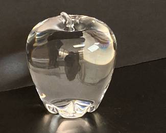 Lot 276 Vintage Signed Glass Paperweight Steuben Crystal Apple