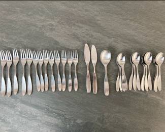 Lot 345 Assorted Lauffer Stainless Japan Flatware