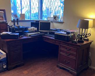 Solid wood corner desk
