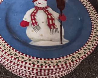 Holiday Plates and Decorations