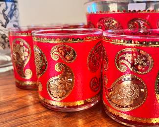 Vintage Mid Century Modern Culver 22K ‘Red Paisley’ Old Fashioned Glasses and Ice Bucket..