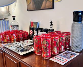 Vintage Mid Century Modern Culver 22K ‘Red Paisley’ Old Fashioned Glasses and Ice Bucket..