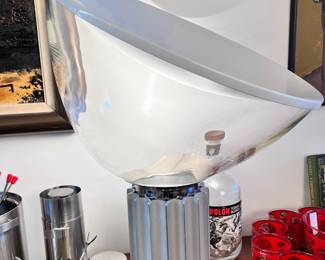 Modern ‘Taccia’ Table Lamp designed by brothers Achille and Pier Giacomo Castiglioni..