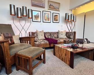 Vintage Stickley Mission Oak Arts & Crafts Style ‘Settle Sofa’ and Bow Arm ‘Morris’ Reclining Chair with Ottoman Circa 20th Century.