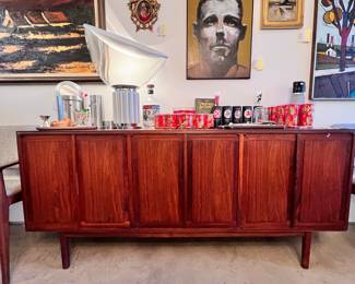 Jack Cartwright for Founders Style Mid Century Credenza/Sideboard..