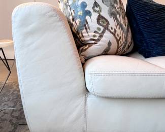 Roche Bobois Modular Leather Sofa in Creme..