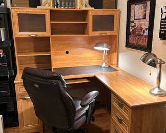 Office Corner Desk and Serta Desk Chair