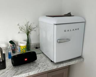 Galanz Refrigerator
