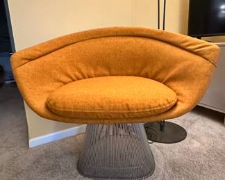 Incredible 1960's Warren Platner for Knoll Lounge Chair with Nickel Base and Orange Fabric, originally designed in 1966, 25.5"L x 36.25"W x 30.25"H