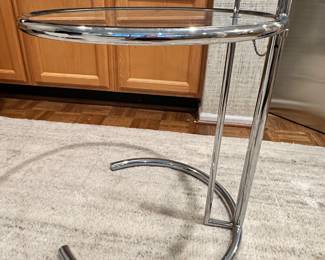 Side View of Eileen Grey Style Side Table