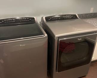 Washer & dryer set 