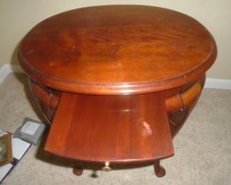 Gordon table with writing tray