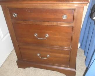 3 drawer chest with cedar drawers