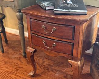 Thomasville nightstand