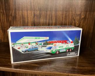 1996 Hess Emergency Truck w/Ladder -Light - Die Cast 