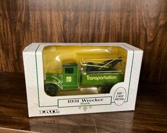 ERTL Die-Cast Metal Bank - 1931 Publix Wrecker