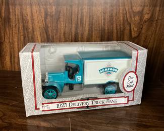 ERTL Die-Cast Metal Bank - 1925 Delivery Truck - Publix