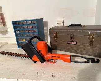 Craftsman Toolbox with Removable Shelf