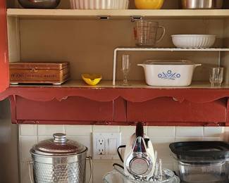 kitchenware