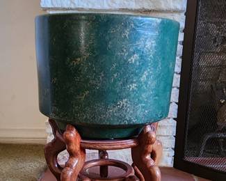 planter with stand